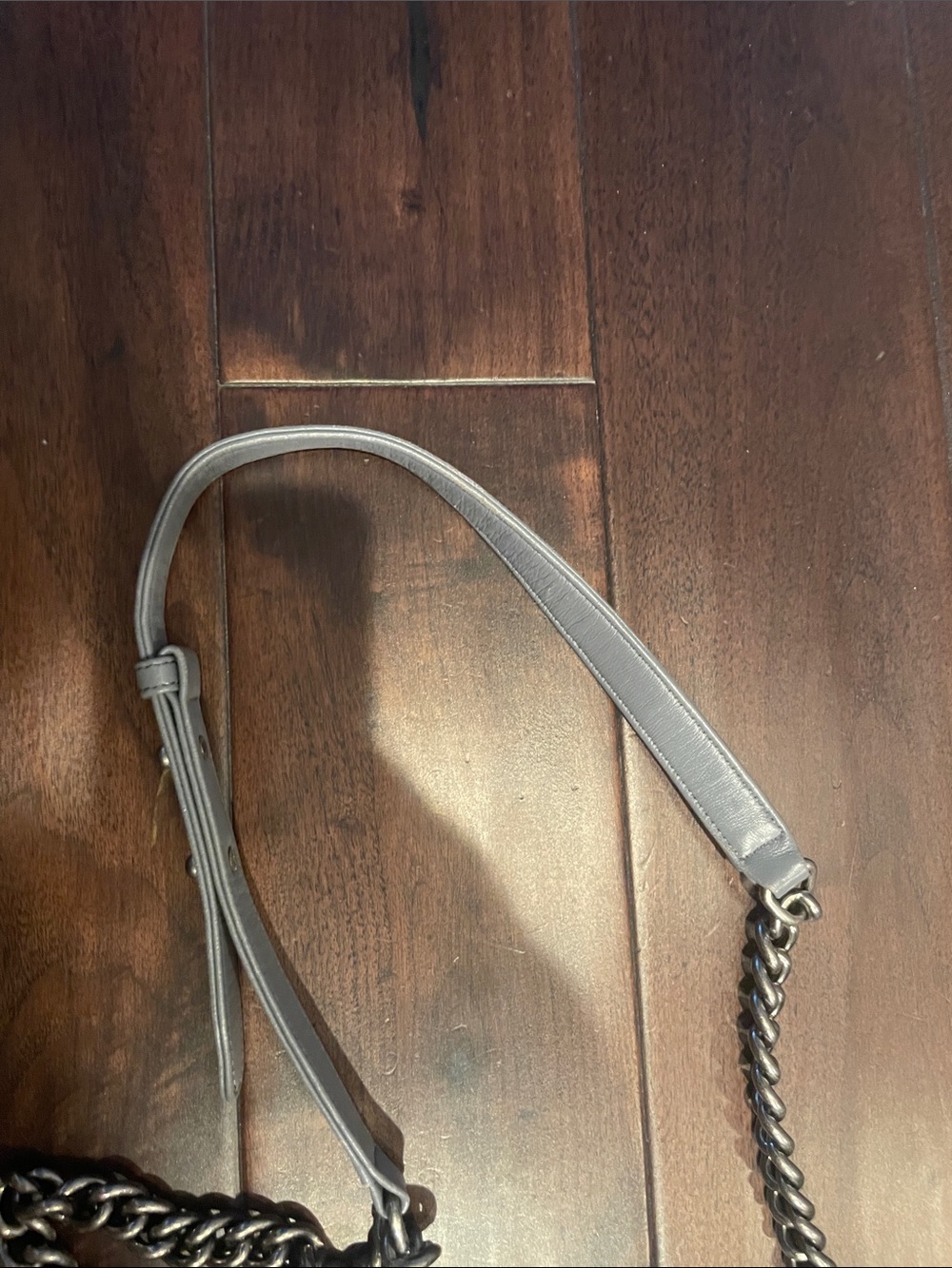 Gray quilted bag distressed crossbody and shoulder silver hardware - Picture 11 of 12